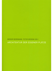 Berger Bergmann/Peter Brdenk (Hg.)
Architektur der Essener Plätze. Essen (Klartext) 2017, 195 S., ISBN 978-3-8375-1710-1, € 17,95


Nach ihren intensiven Präsentationen der Architektur in Essen 1900-1960 und 1960-2013 legen die beiden Autoren als dritten Band eine Analyse der Essener Plätze und Parks vor. Allgemeine Entwicklungstrends an Essener Beispielen verdeutlichend, werden in einleitenden Essays Plätze in ihrer historischen Entwicklung dargestellt, der Aufenthalt im Freien betrachtet, Parks, Plätze und Parkplätze gegen einander gestellt und die Wirkung von Freiräumen für die Stadtgestalt untersucht. Danach folgt die Vorstellung (Struktur, Geschichte, Veränderung) von 50 Plätzen und 12 Parks. Die formale Beschränkung auf drei Fotos und ein halbe Seite Text darf durchaus als ein formales Korsett angesehen werden, wird sie doch der Komplexität mancher Plätze und Parks nicht gerecht. Auch standen den Autoren sicherlich mehr Quellen zur Verfügung, die sie dem Leser hätten angeben können, als die wenigen Literaturtipps. Davon abgesehen, ist auch der dritte Band dieser Essener Architekturreihe ein fundiertes und empfehlenswertes Buch.